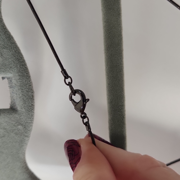 Studded ball necklace - Picture 3 of 3